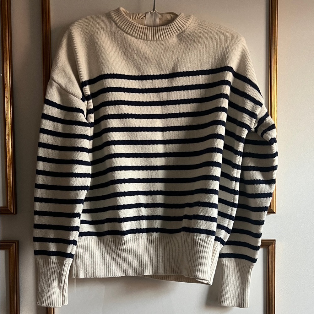 Minnow Navy & White Striped Sweater (Size Small)